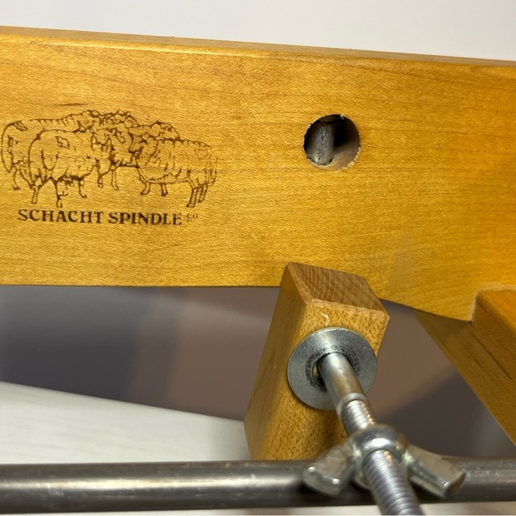 Bobbin Winder - Picture 2 of 10